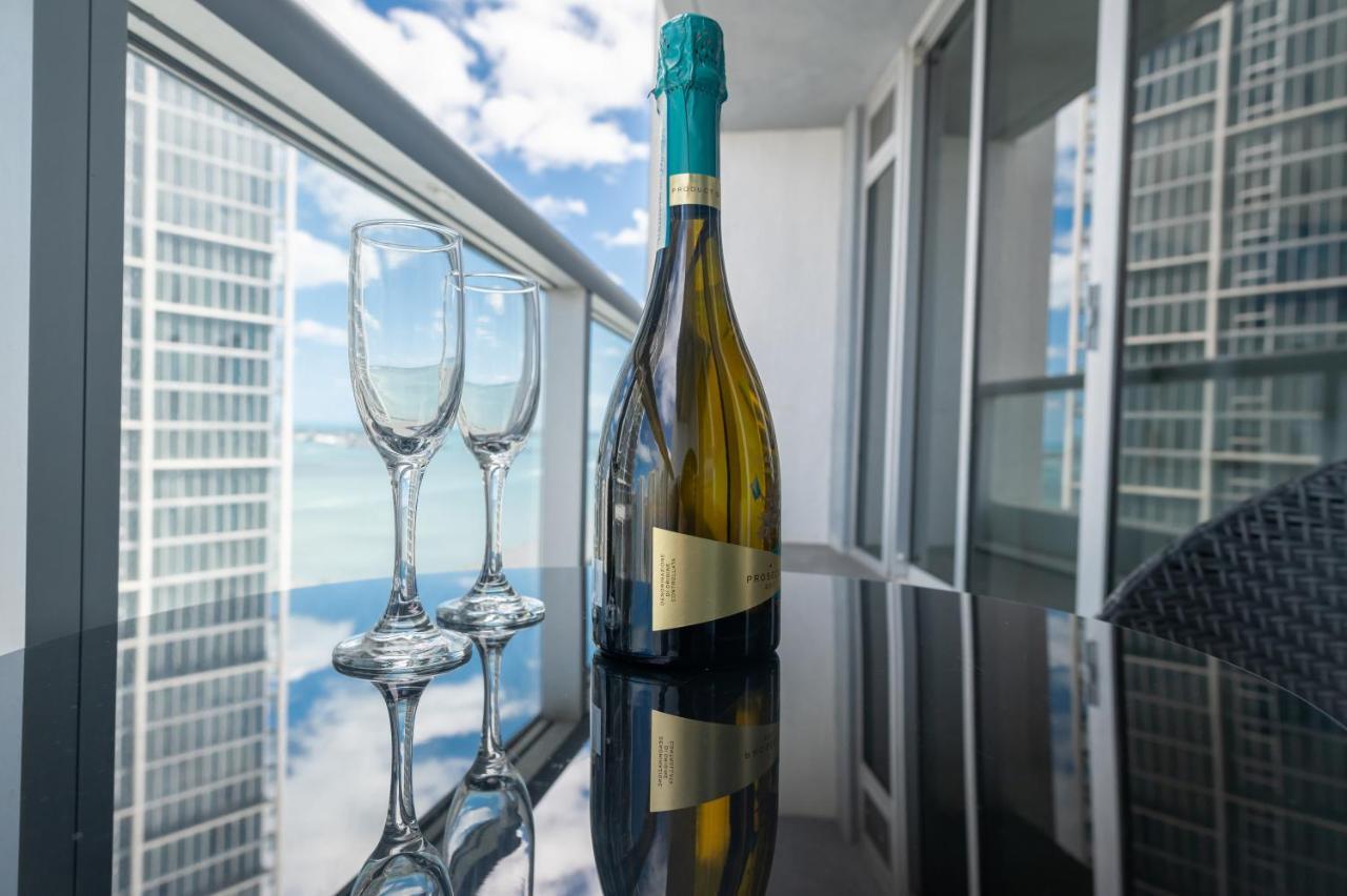 Icon Brickell-29Th Floor Ocean Views-Free Spa マイアミ エクステリア 写真